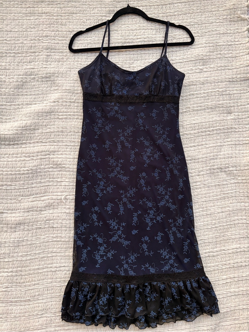 Vintage Finesse Dress Navy & Blue Floral Satin with Lace Trim Size M